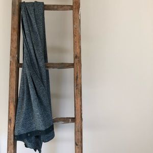 Lululemon Scarf